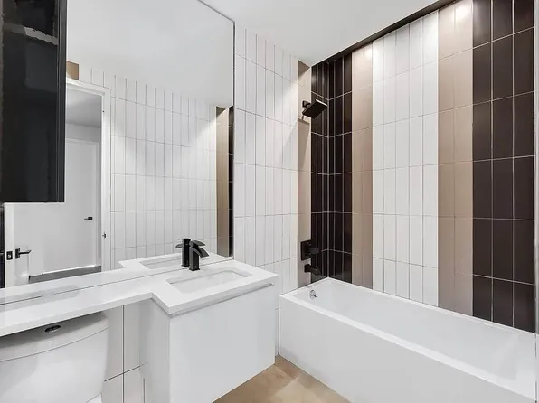 854 Greene Avenue image 7 of 11