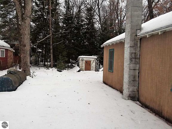 4th image of 4866 Lucinda Dr