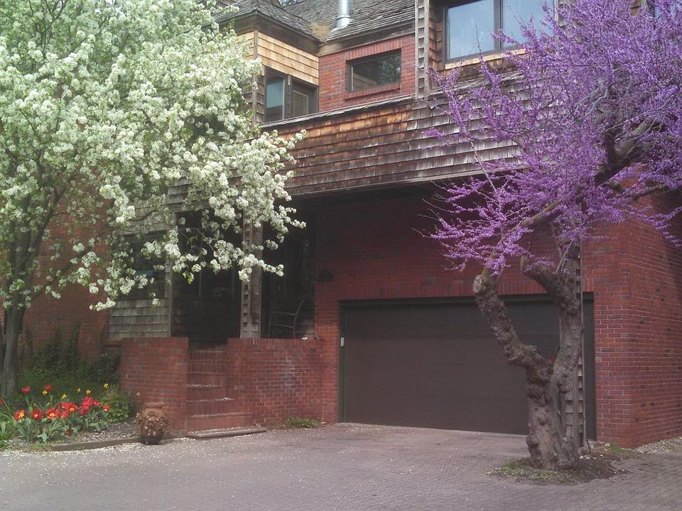 1st image of 1324 Three Pines Ct