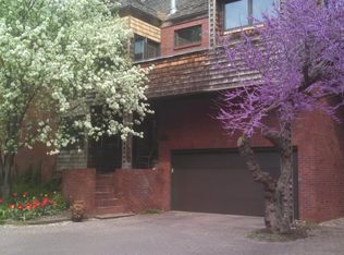 1324 Three Pines Ct, Lincoln, NE 68510