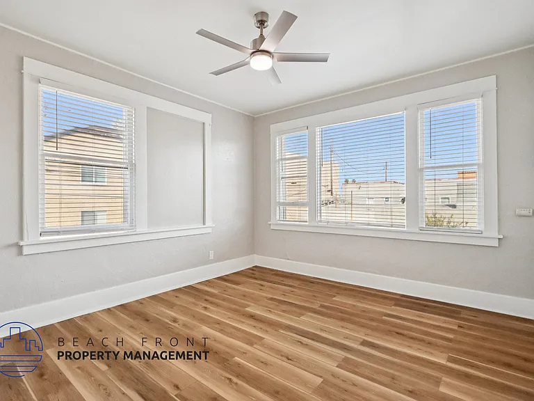 1141 Pine Ave — Photo 6