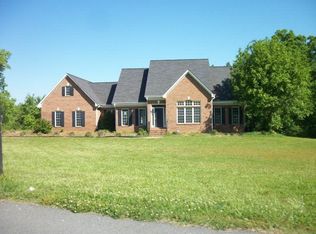 1919 Three Lakes Dr, Shelby, NC 28150