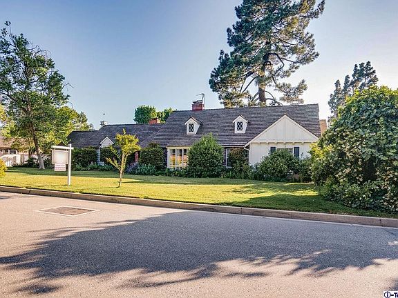 2nd image of 336 Flintridge Oaks Dr