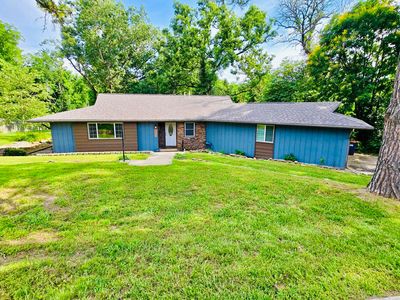 802 Hickory Street, Cassville, MO, 65625