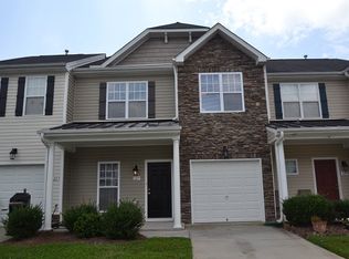 127 Penry Ln, Clemmons, NC 27012