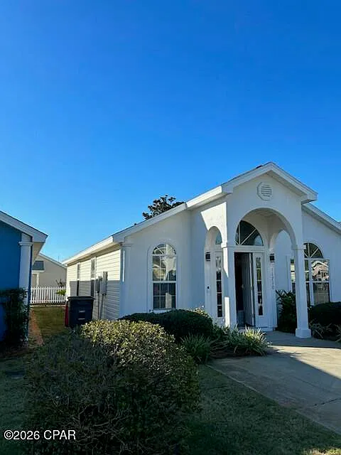 3 bed, 2.0 bath, 1641 sqft, $2,800 — Photo 2