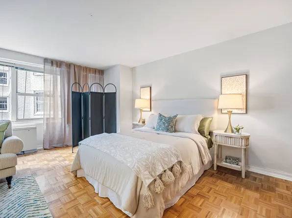 155 West 68th Street image 3 of 14