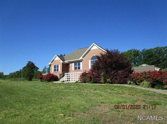 2nd image of 270 County Road 420