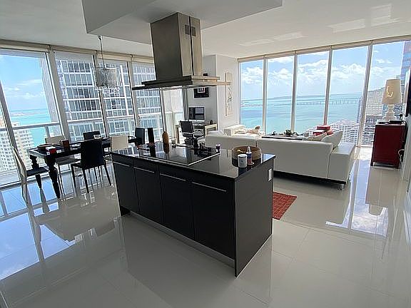 3rd image of 485 Brickell Ave APT 3610