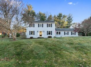 11 Louise Luther Dr, Cumberland, RI 02864