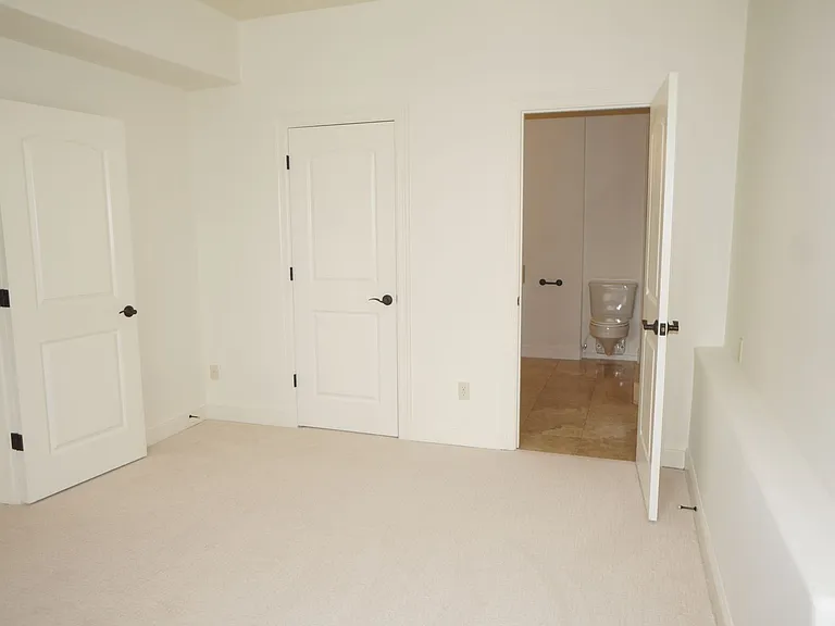 4139 NW Twilight Ter — Photo 44