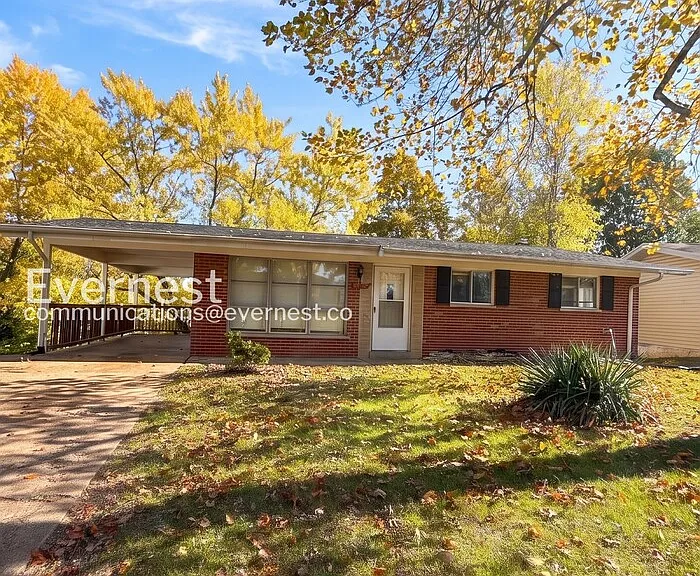 4608 Barbara Dr — Photo 1