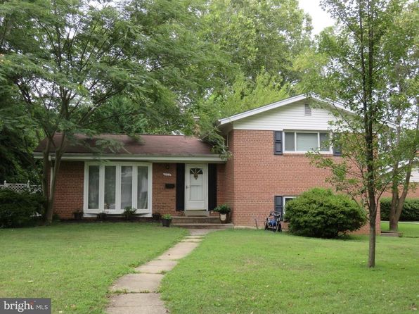 6315 Carnegie Dr