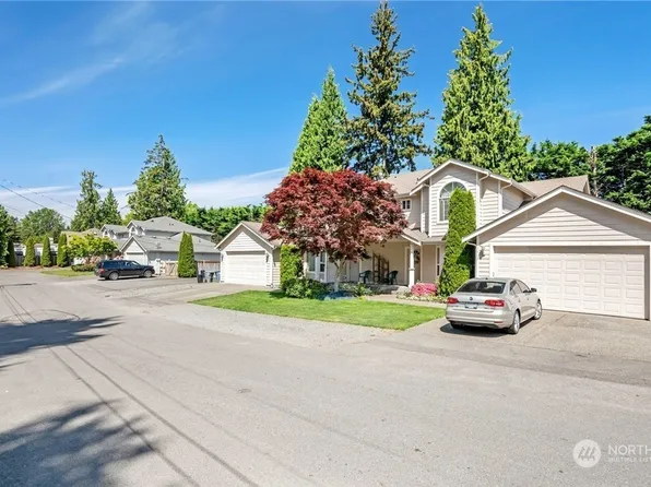 7513 49th Street Ct W #A & B, University Place, WA 98467