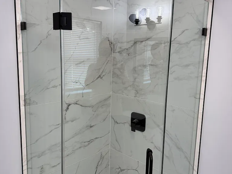 17 Collins St #12 — Photo 3