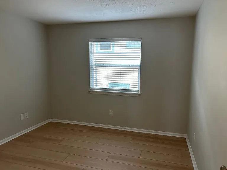 2207 Alta Ave #2 — Photo 7