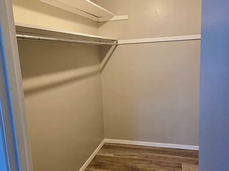 1355 Ohmer Ave #15 — Photo 9