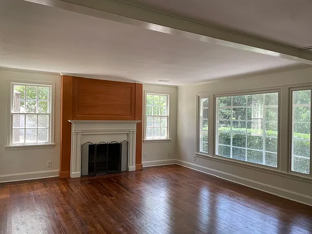 4 bed, 3400 sqft, $5,350 — Photo 3