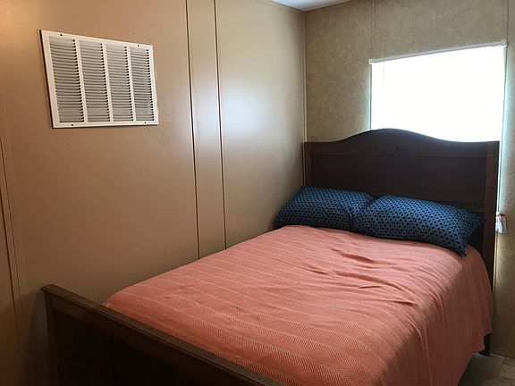 3rd image of 5810 Saints Cape Dr