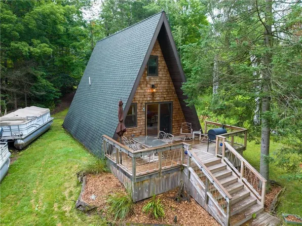 9900 Peninsula Drive, Phillips, WI 54555