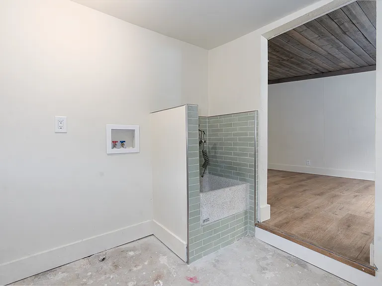 5059 Eaton St — Photo 12