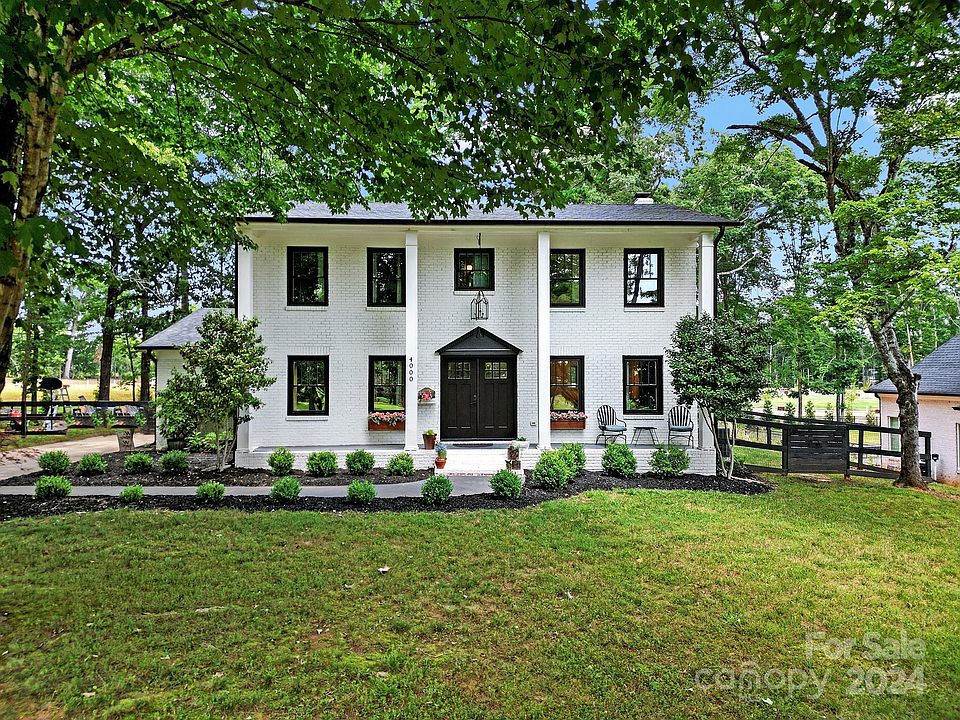 1st image of 4000 Hoodridge Ln