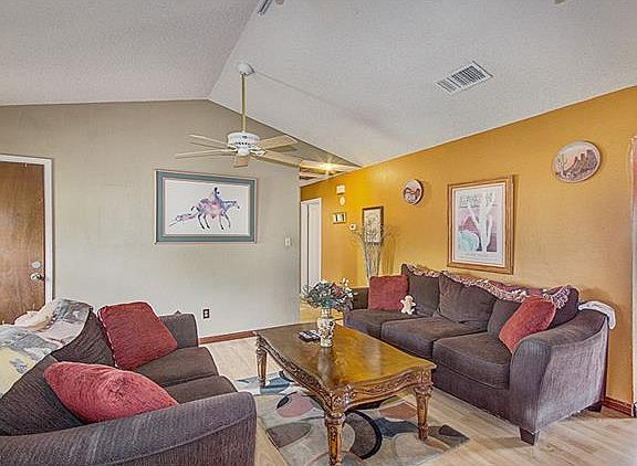 5th image of 12221 Mustang Dr