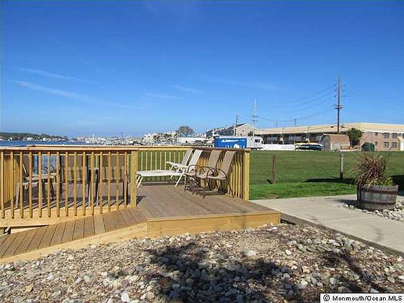 4th image of 1382 Ocean Ave Unit 8C