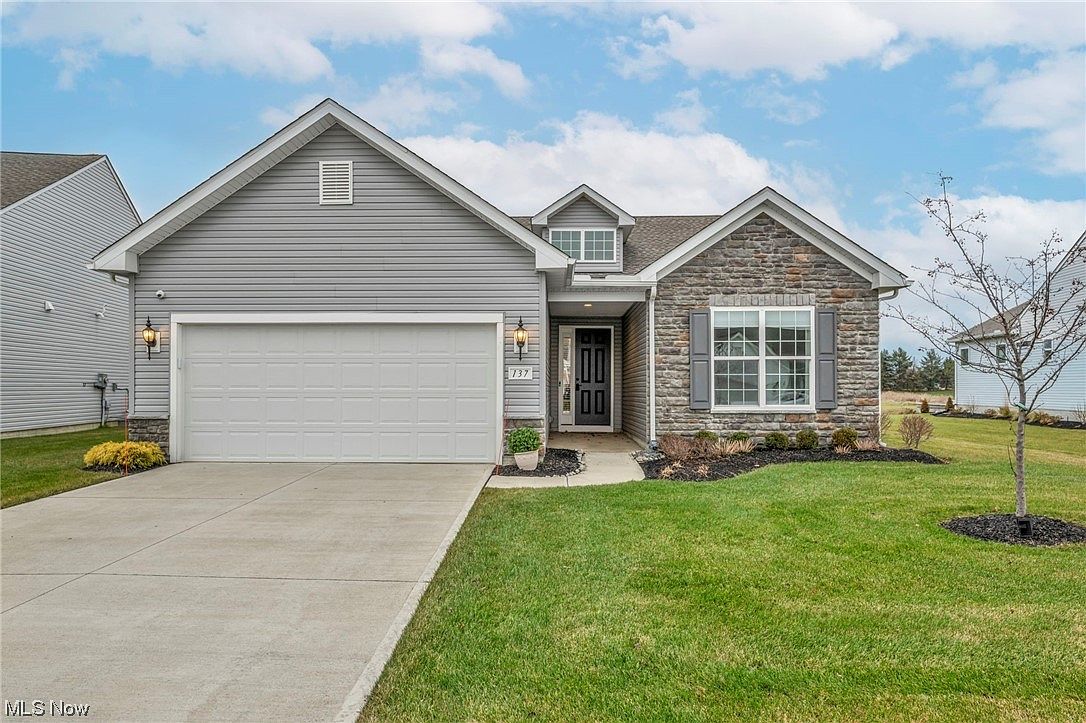 137 Kensington Way, Elyria, OH 44035 Zillow