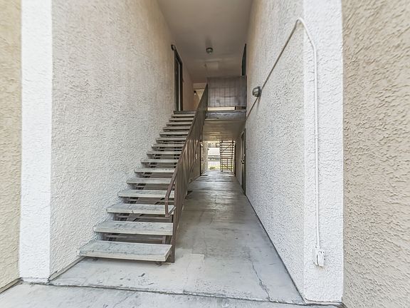 5th image of 2451 N Rainbow Blvd Unit 1025