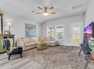 18607 Century Pine Ln, Montgomery, TX 77316