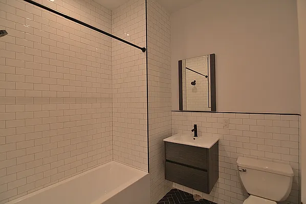 Rented by Hagstrom Management Inc | media 6