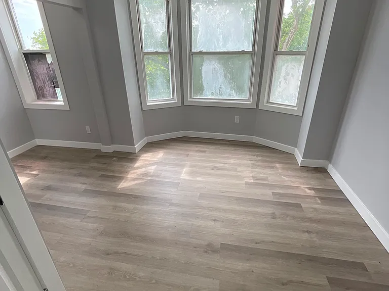 113 Elizabeth Ave #3C — Photo 1