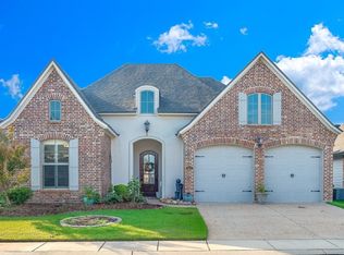 411 Stacey Ln, Bossier City, LA 71111