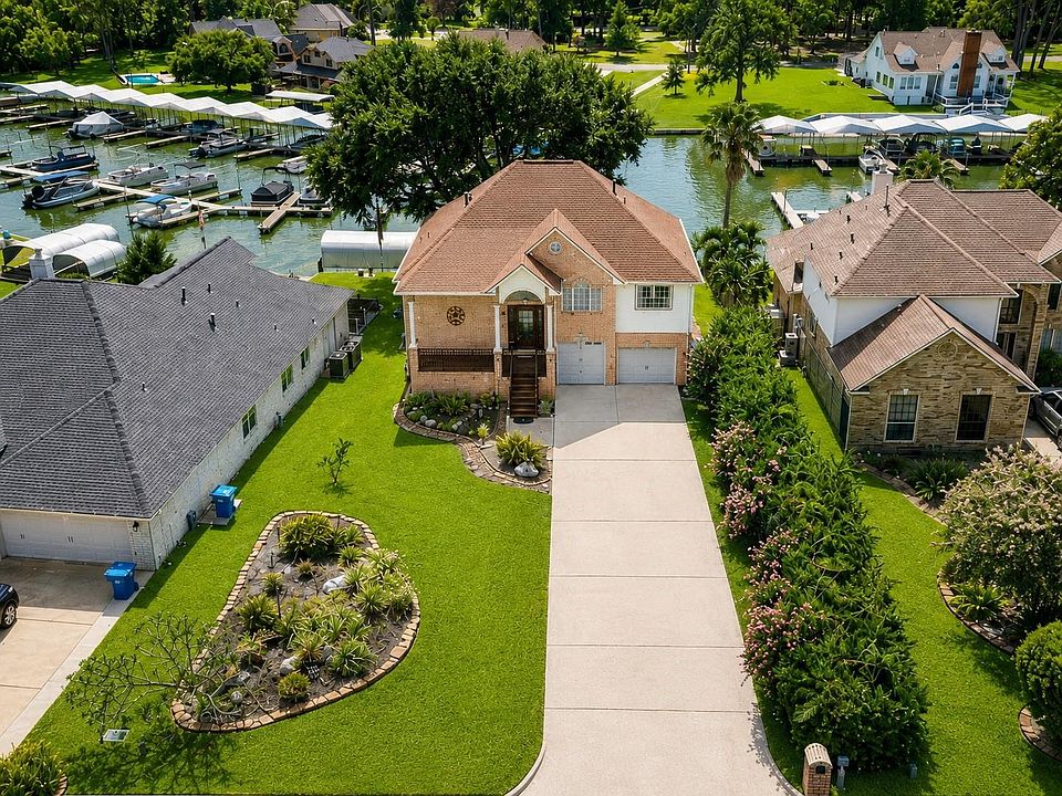 1st image of 12498 Lake Vista Dr