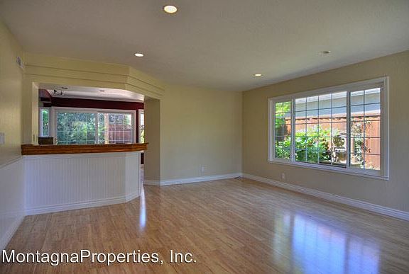 4th image of 7057 Heaton Moor Dr