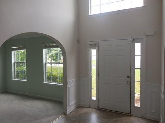 5th image of 3730 Georgia Dr
