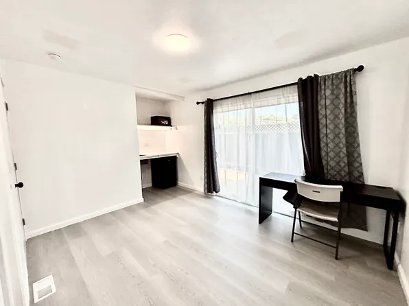 1706 Heron Ave #4, Sunnyvale, CA 94087