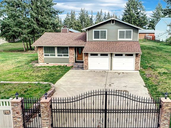 3rd image of 2215 172nd St E