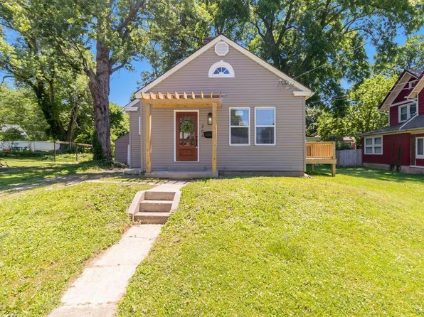 204 Rockaway Ave, Cincinnati, OH 45233