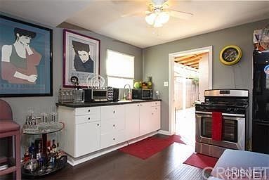 4th image of 8831 Wakefield Ave