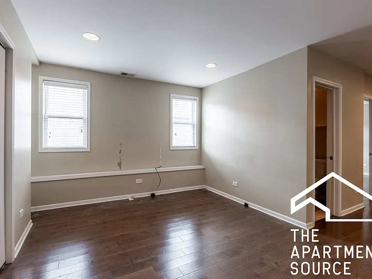 1530 N Greenview Ave #1F — Photo 6