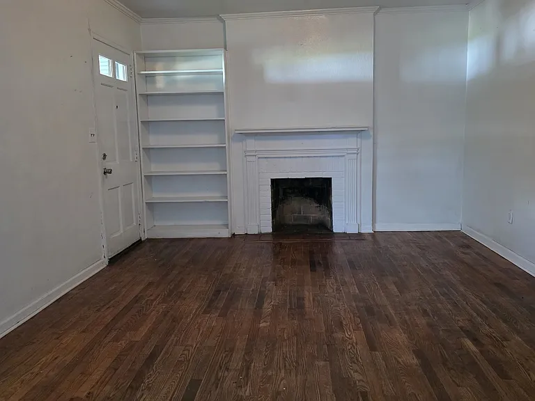 419 Chamlee Dr — Photo 2