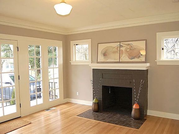4th image of 3819 SE 72nd Ave