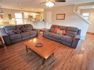 5200 Hutchinson Dr, Austin, TX 78723