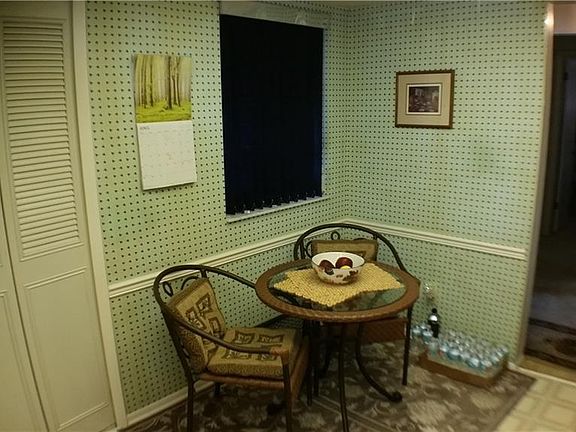 5th image of 581 Belltower Ave #70