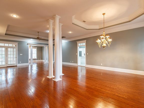 4th image of 4762 Blackwater Dr
