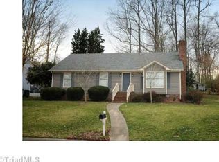 2923 Sussex Dr, Jamestown, NC 27282