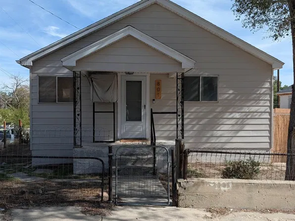 801 McKeehan Ave, Rock Springs, WY 82901