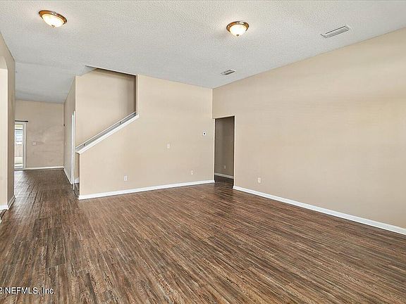 2nd image of 2797 Crumplehorn Ln